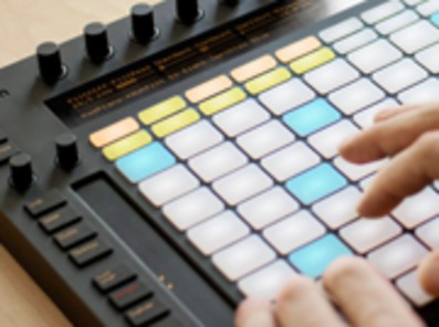 DJ MIDI Controllers