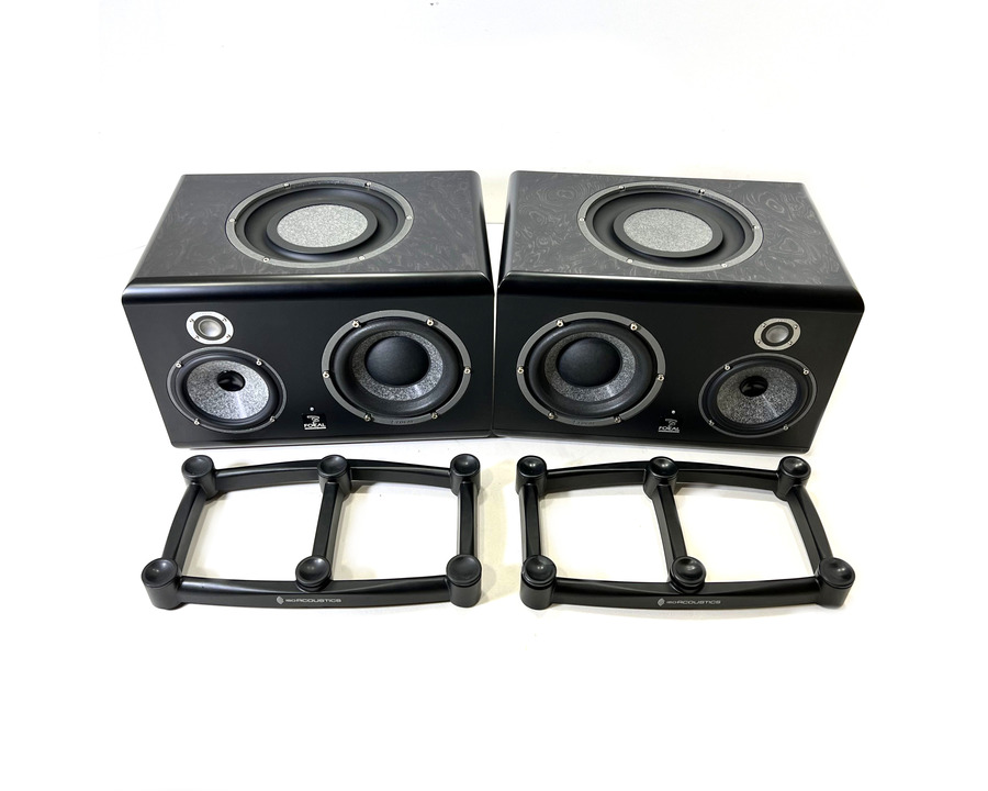 Focal SM9 Studio Monitors (Pair) with Iso Acoustic Pro Isolation Stands